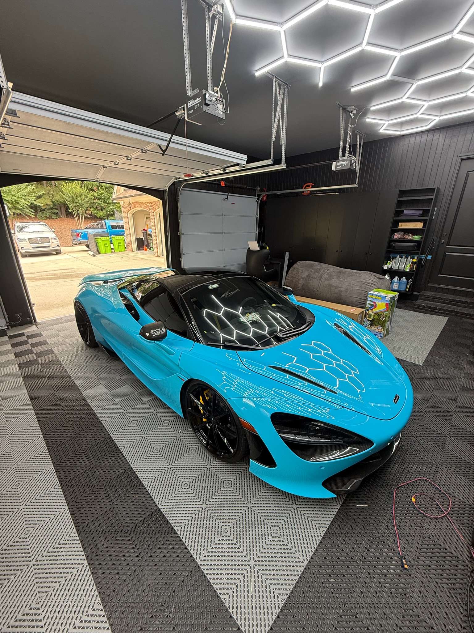 McLaren 720S — professional garage detail