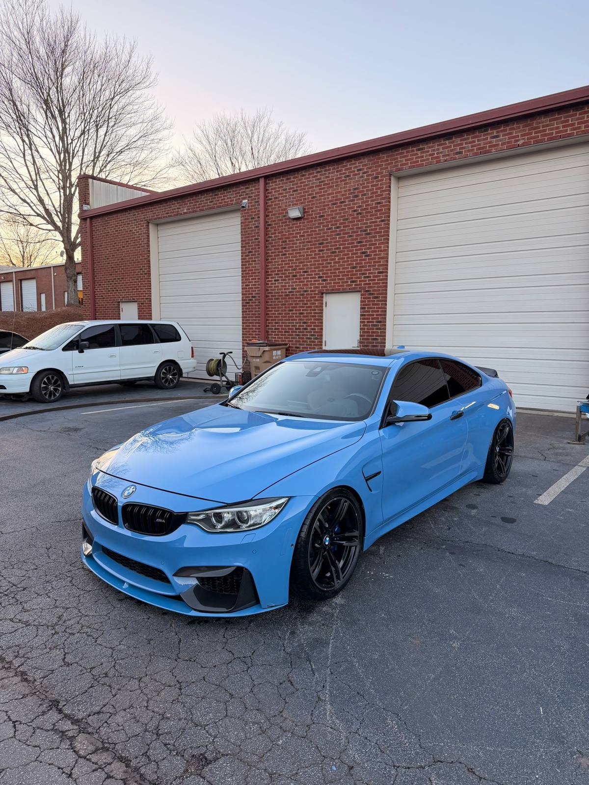 BMW M4 — Blue