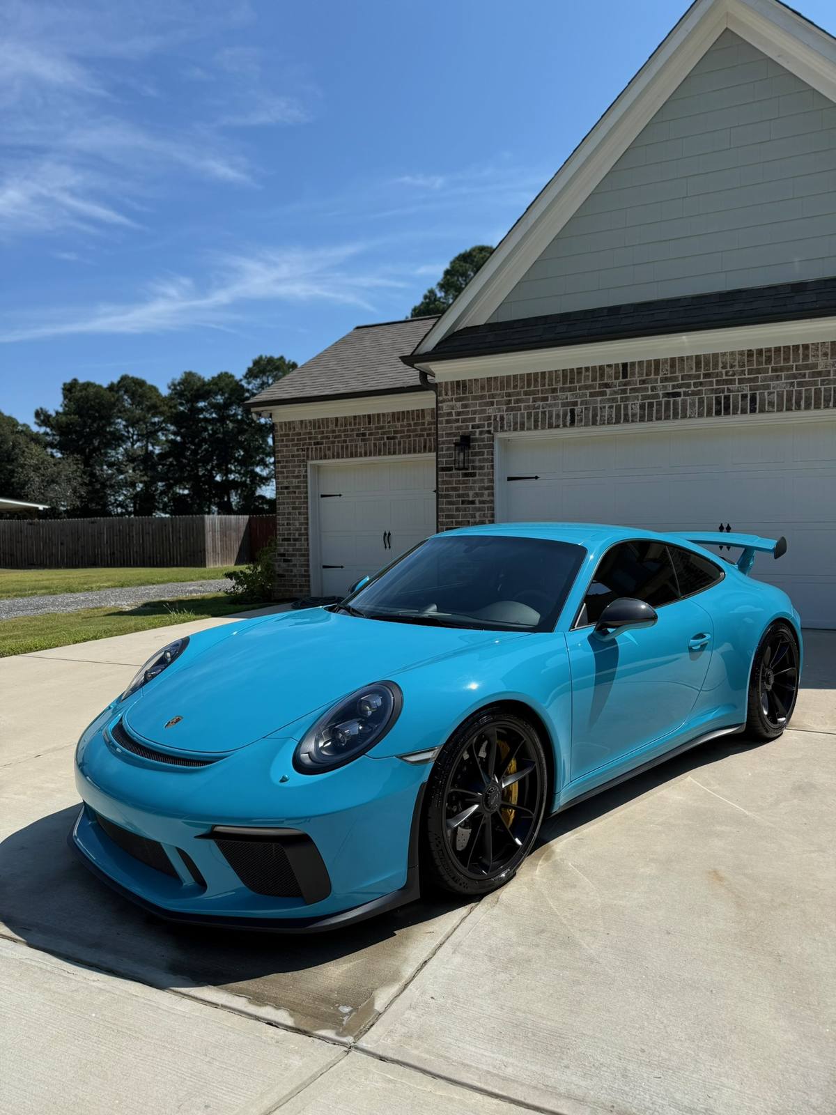 Porsche GT3 — Miami Blue